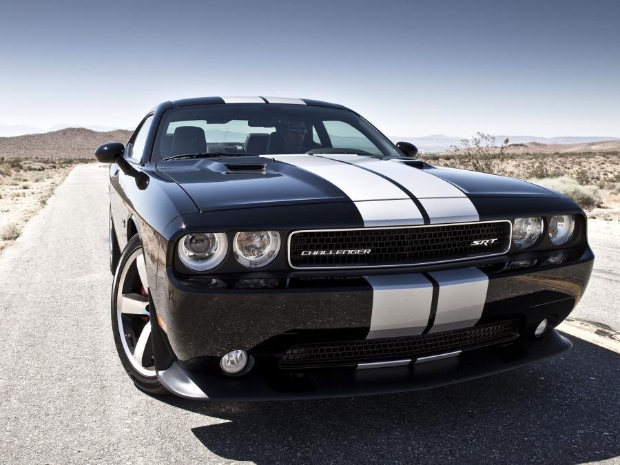  Dodge Challenger SRT8 392 2010 года  (фото 8 из 25)